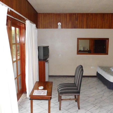 Southern Cross Hotel Сува Екстер'єр фото